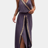 Lorena - Mono con Detalles Dorados