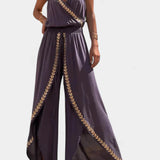 Lorena - Mono con Detalles Dorados