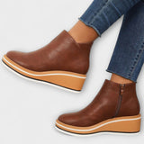 María - Botas Chic y Cómodas
