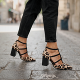 Leopardo - Elegante Salto