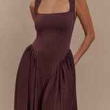 Sara - Vestido midi de punto en color marrón