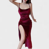 Gabriela - Vestido de terciopelo con corte lateral