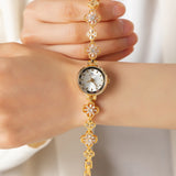 María - Reloj Elegante