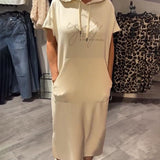 Sásquia - Vestido Casual con Capucha