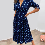 Mónica - Vestido Chic con Estampado de Lunares