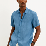 Camisa de Botón con Cuello Abierto