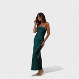 "Carmen - Vestido de satén sin mangas"