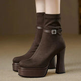 Janete - Botas de lujo con plataforma que combinan comodidad y estilo en cada paso