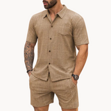 Conjunto Retro de Camisa y Pantalones Cortos