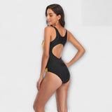 Monokini deportivo con escote en la espalda