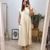 Ana - Vestido Clássico e Confortável