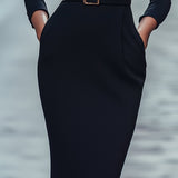Iara - Refinado Vestido Justo en Negro